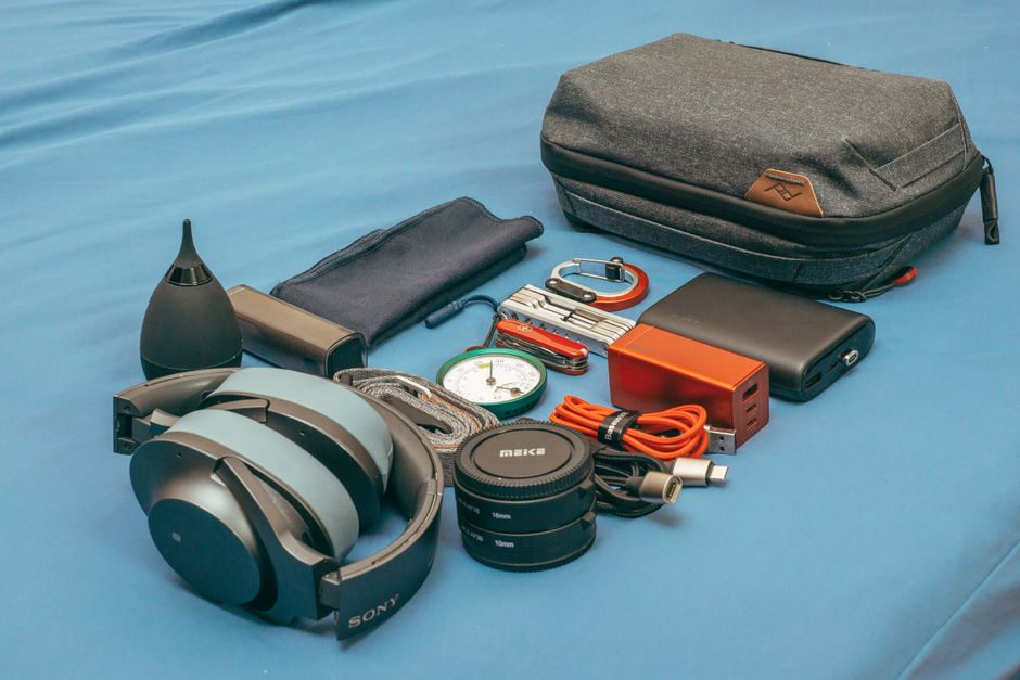 Headphones and electronic accessories on a table